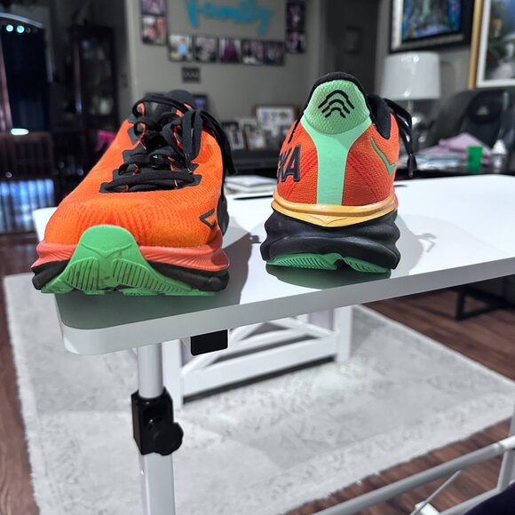 Hoka Clifton 9 Running Shoes - Picture 3 of 5